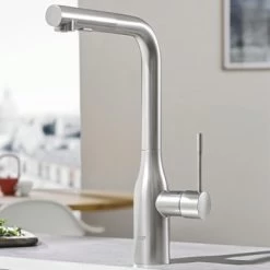 Grohe Colours Keukenkraan Essence New RVS Met Uittrekbare Mousseur -Gamma Badkamer Winkel 123 132