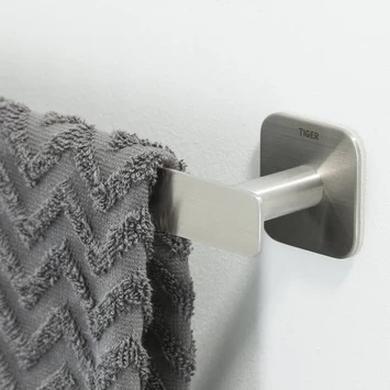 Tiger Handdoekrek Colar RVS Tiger Handdoekrek Colar RVS -Gamma Badkamer Winkel 123 2977