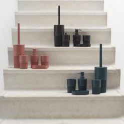 Sealskin Zeepdispenser Brave Staand Donkerroze 9 Sealskin Zeepdispenser Brave Staand Donkerroze -Gamma Badkamer Winkel 123 3478