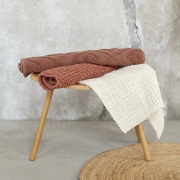 Sealskin badmat aztec 60x90cm donkerroze Sealskin Badmat Aztec 60x90cm Donkerroze -Gamma Badkamer Winkel 123 4008