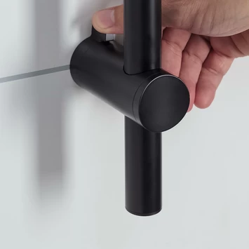 Tiger doucheset Akcent 3 straalstanden zwart/messing Tiger Doucheset Akcent 3 Straalstanden Zwart/messing -Gamma Badkamer Winkel 123 6220