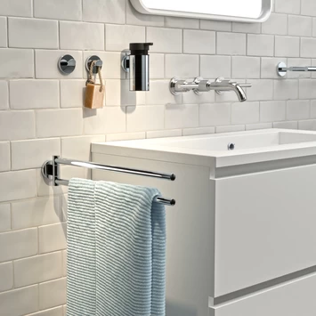 Tiger Noon zelfklevende grote haak chroom Tiger Noon Zelfklevende Grote Haak Chroom -Gamma Badkamer Winkel 123 7202