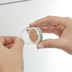 Tesa Toiletrolhouder Ekkro 5 Tesa Toiletrolhouder Ekkro -Gamma Badkamer Winkel 123 7442