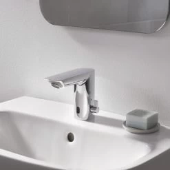 GROHE Wastafelkraan Bau Cosmopolitan Met Infrarood Sensor Chroom 13cm 4 GROHE Wastafelkraan Bau Cosmopolitan Met Infrarood Sensor Chroom 13cm -Gamma Badkamer Winkel 123 882